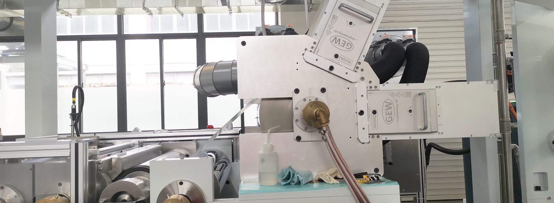 NTH1700 UV Silicone Coating Machine