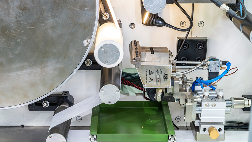 f946bc0b-3acf-469c-87df-f4c43a229d88